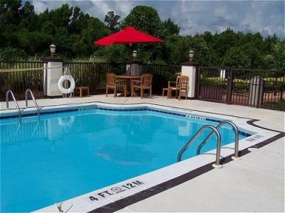 La Quinta By Wyndham / I-85 Hotel